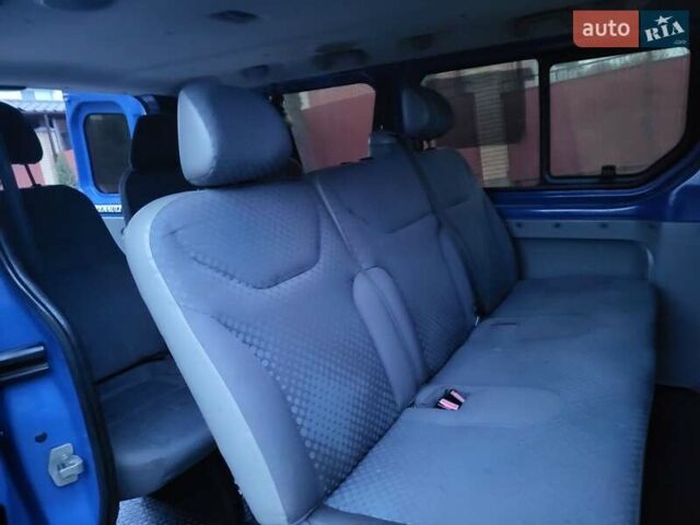 Синій Рено Трафік, об'ємом двигуна 2 л та пробігом 267 тис. км за 9990 $, фото 112 на Automoto.ua