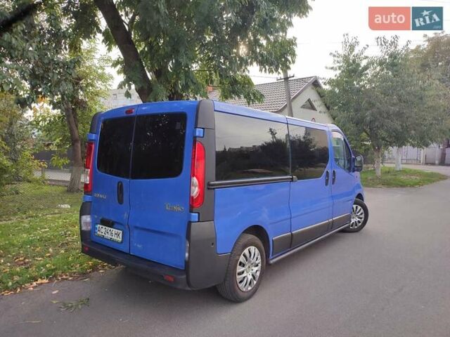 Синій Рено Трафік, об'ємом двигуна 2 л та пробігом 281 тис. км за 8500 $, фото 4 на Automoto.ua