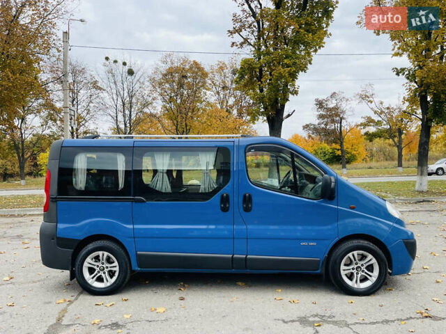 Синій Рено Трафік, об'ємом двигуна 2.5 л та пробігом 311 тис. км за 8500 $, фото 3 на Automoto.ua