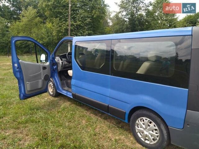 Синий Рено Трафик, объемом двигателя 2 л и пробегом 298 тыс. км за 9300 $, фото 7 на Automoto.ua