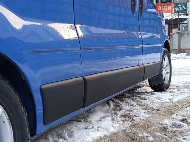 Синий Рено Трафик, объемом двигателя 2 л и пробегом 340 тыс. км за 8950 $, фото 11 на Automoto.ua