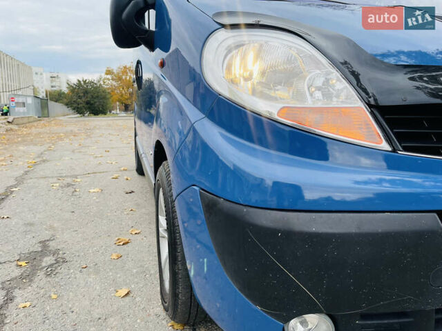 Синій Рено Трафік, об'ємом двигуна 2.5 л та пробігом 311 тис. км за 8500 $, фото 19 на Automoto.ua