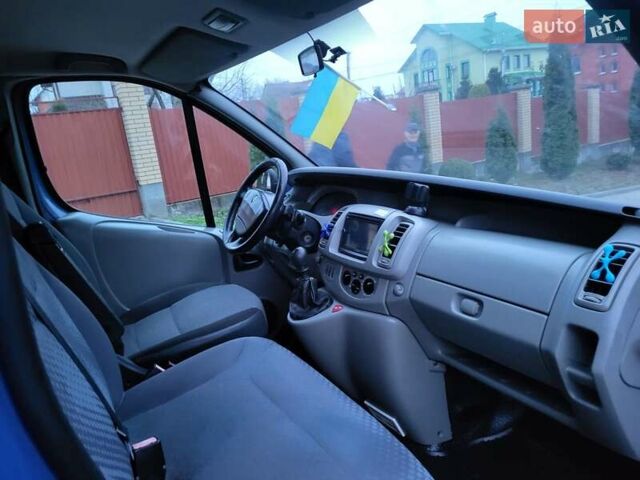 Синій Рено Трафік, об'ємом двигуна 2 л та пробігом 267 тис. км за 9990 $, фото 122 на Automoto.ua