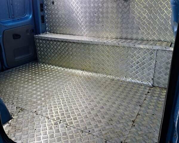 Синій Рено Трафік, об'ємом двигуна 2 л та пробігом 435 тис. км за 5800 $, фото 11 на Automoto.ua