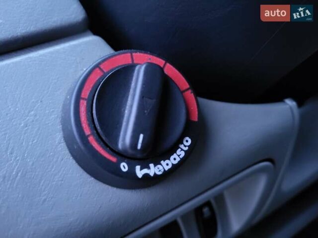 Синій Рено Трафік, об'ємом двигуна 2 л та пробігом 267 тис. км за 9990 $, фото 90 на Automoto.ua