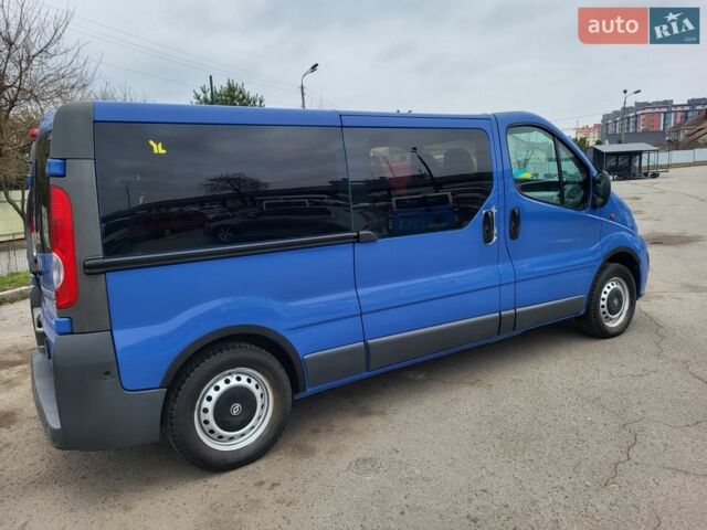 Синій Рено Трафік, об'ємом двигуна 2 л та пробігом 267 тис. км за 9500 $, фото 258 на Automoto.ua