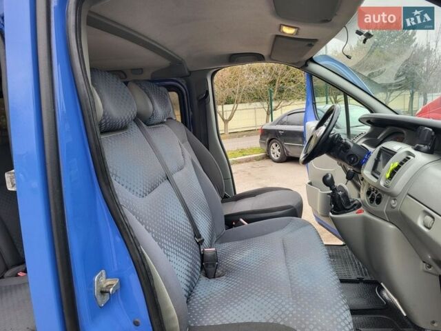 Синий Рено Трафик, объемом двигателя 2 л и пробегом 267 тыс. км за 9850 $, фото 50 на Automoto.ua