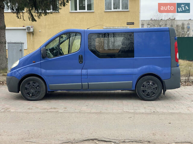 Синій Рено Трафік, об'ємом двигуна 2 л та пробігом 398 тис. км за 8000 $, фото 7 на Automoto.ua