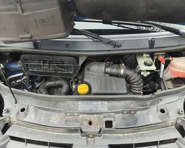 Синий Рено Трафик, объемом двигателя 2 л и пробегом 340 тыс. км за 10000 $, фото 6 на Automoto.ua