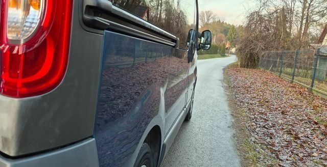 Синий Рено Трафик, объемом двигателя 2 л и пробегом 206 тыс. км за 6600 $, фото 11 на Automoto.ua