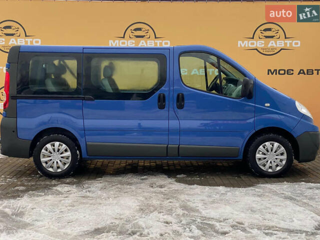 Синій Рено Трафік, об'ємом двигуна 2 л та пробігом 265 тис. км за 9999 $, фото 5 на Automoto.ua