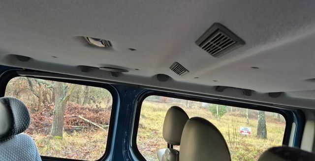 Синий Рено Трафик, объемом двигателя 2 л и пробегом 206 тыс. км за 6600 $, фото 23 на Automoto.ua
