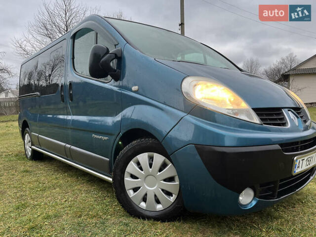 Синий Рено Трафик, объемом двигателя 2.5 л и пробегом 297 тыс. км за 10700 $, фото 6 на Automoto.ua