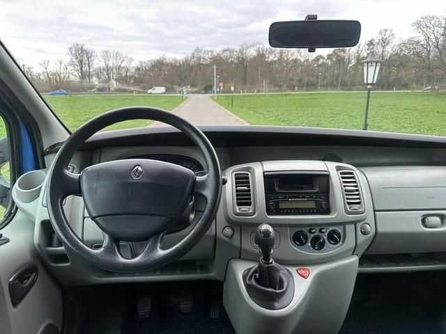 Синий Рено Трафик, объемом двигателя 2.5 л и пробегом 105 тыс. км за 6400 $, фото 17 на Automoto.ua