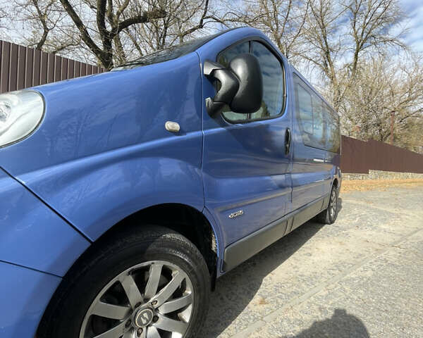 Рено Трафик 2009 в Львове на Automoto.ua Синий Рено Трафик, объемом двигателя 2 л и пробегом 440 тыс. км за 9800 $, фото 23 на Automoto.ua