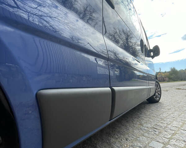 Рено Трафик 2009 в Львове на Automoto.ua Синий Рено Трафик, объемом двигателя 2 л и пробегом 440 тыс. км за 9800 $, фото 12 на Automoto.ua