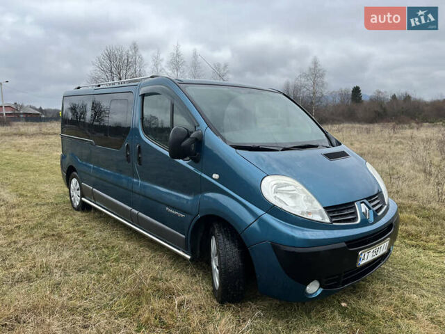 Синий Рено Трафик, объемом двигателя 2.5 л и пробегом 297 тыс. км за 10700 $, фото 12 на Automoto.ua