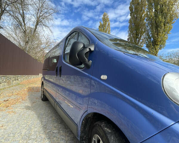 Рено Трафик 2009 в Львове на Automoto.ua Синий Рено Трафик, объемом двигателя 2 л и пробегом 440 тыс. км за 9800 $, фото 3 на Automoto.ua