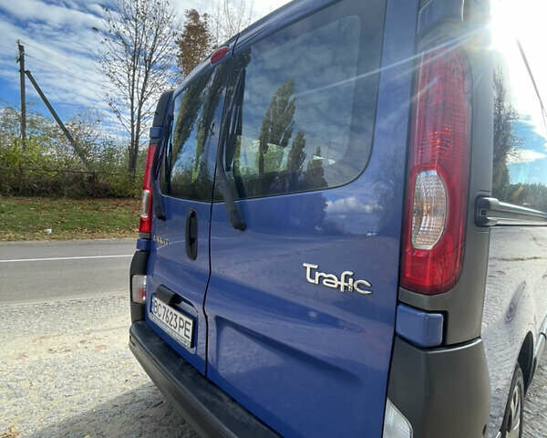 Рено Трафик 2009 в Львове на Automoto.ua Синий Рено Трафик, объемом двигателя 2 л и пробегом 440 тыс. км за 9800 $, фото 6 на Automoto.ua