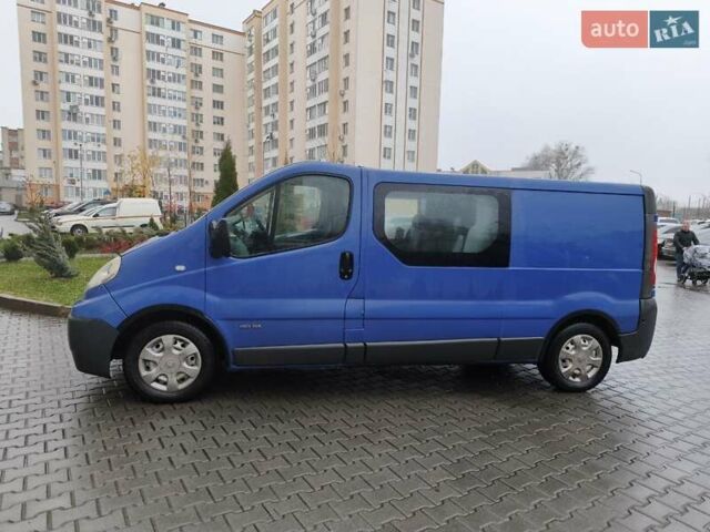 Синий Рено Трафик, объемом двигателя 2 л и пробегом 361 тыс. км за 8600 $, фото 2 на Automoto.ua