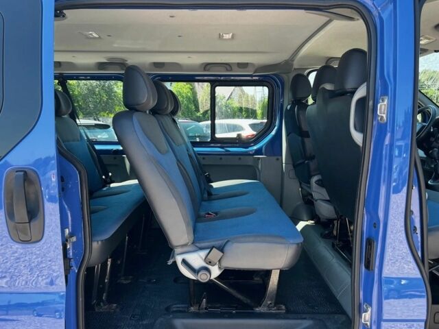 Синій Рено Трафік, об'ємом двигуна 2 л та пробігом 170 тис. км за 7800 $, фото 8 на Automoto.ua