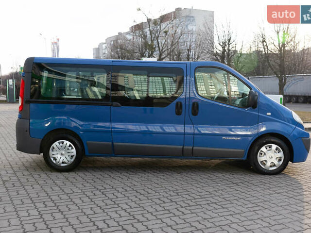 Синий Рено Трафик, объемом двигателя 2 л и пробегом 253 тыс. км за 11800 $, фото 7 на Automoto.ua