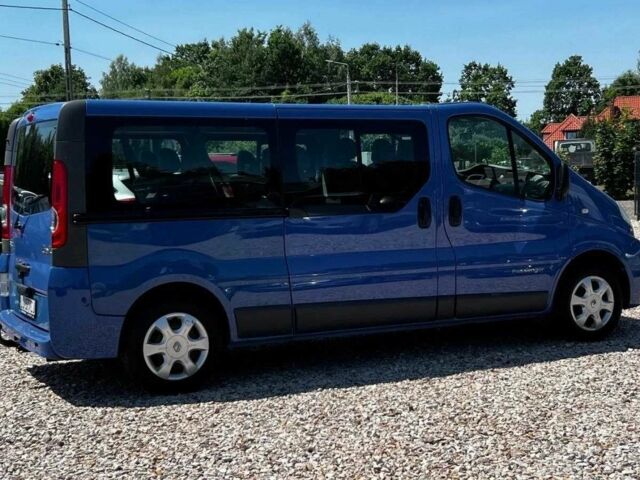 Синий Рено Трафик, объемом двигателя 2 л и пробегом 162 тыс. км за 8800 $, фото 4 на Automoto.ua