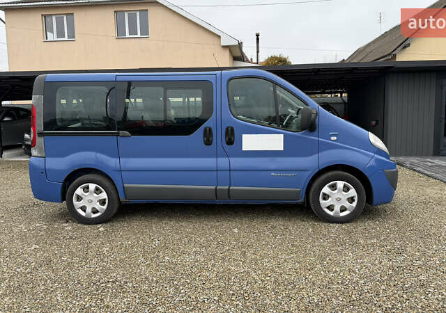 Синий Рено Трафик, объемом двигателя 2 л и пробегом 280 тыс. км за 10999 $, фото 6 на Automoto.ua