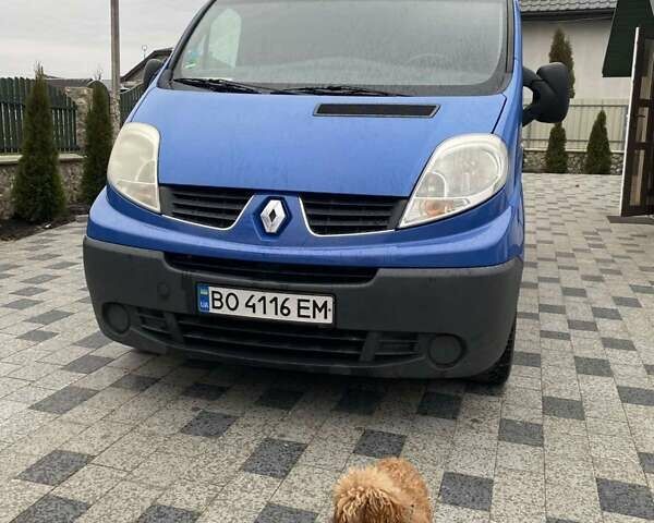 Синій Рено Трафік, об'ємом двигуна 2 л та пробігом 315 тис. км за 10900 $, фото 3 на Automoto.ua