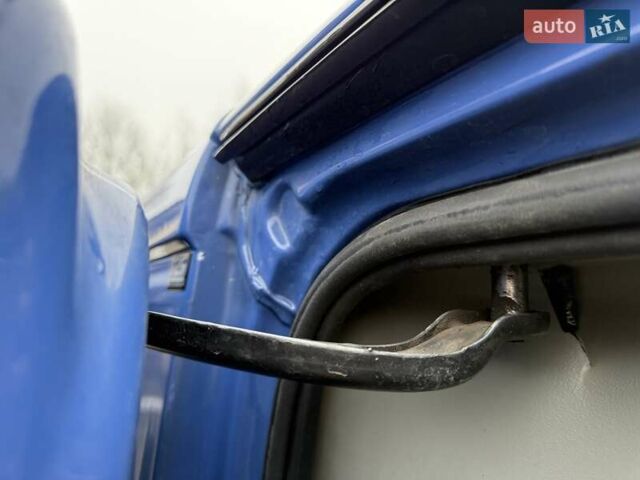 Синий Рено Трафик, объемом двигателя 2 л и пробегом 362 тыс. км за 9999 $, фото 35 на Automoto.ua