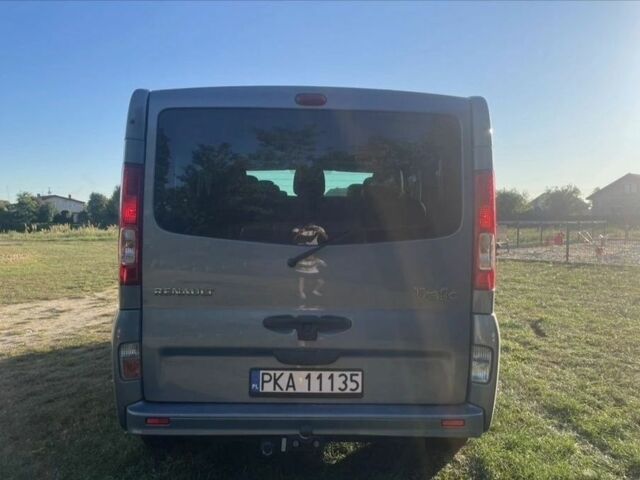 Синій Рено Трафік, об'ємом двигуна 2 л та пробігом 200 тис. км за 7300 $, фото 1 на Automoto.ua