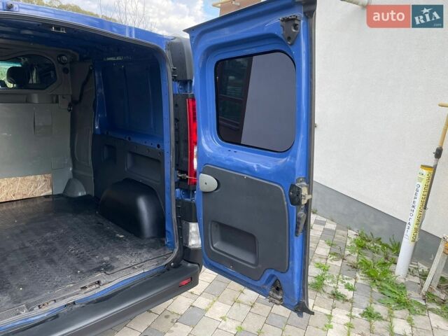 Синій Рено Трафік, об'ємом двигуна 2 л та пробігом 363 тис. км за 9550 $, фото 43 на Automoto.ua