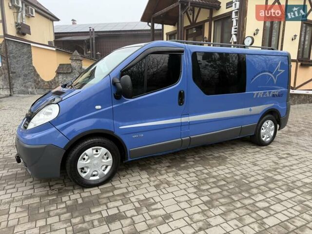 Синий Рено Трафик, объемом двигателя 2 л и пробегом 362 тыс. км за 9999 $, фото 2 на Automoto.ua