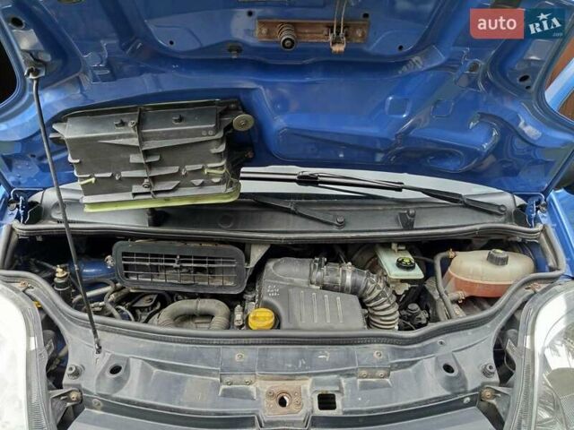 Рено Трафик 2010 в Львове на Automoto.ua Синий Рено Трафик, объемом двигателя 2 л и пробегом 287 тыс. км за 10900 $, фото 28 на Automoto.ua
