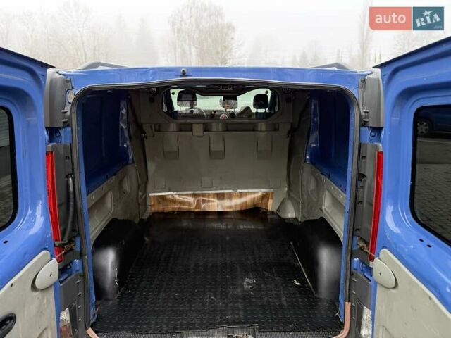 Синий Рено Трафик, объемом двигателя 2 л и пробегом 362 тыс. км за 9999 $, фото 36 на Automoto.ua