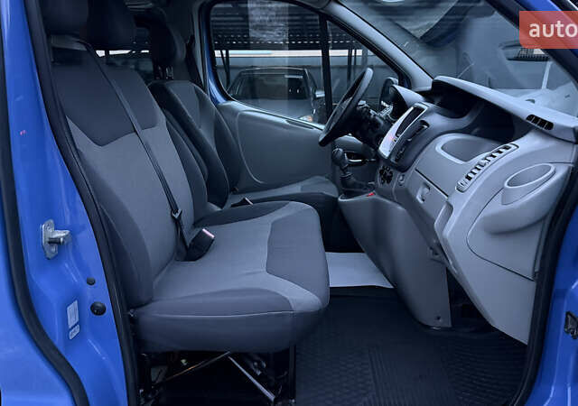 Синій Рено Трафік, об'ємом двигуна 2 л та пробігом 260 тис. км за 11750 $, фото 21 на Automoto.ua