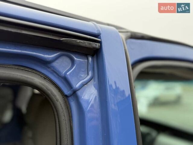 Синий Рено Трафик, объемом двигателя 2 л и пробегом 362 тыс. км за 9999 $, фото 32 на Automoto.ua