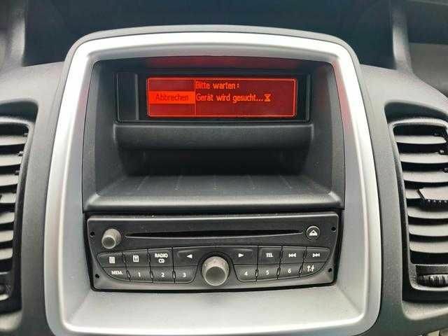 Синій Рено Трафік, об'ємом двигуна 2.5 л та пробігом 100 тис. км за 9500 $, фото 11 на Automoto.ua