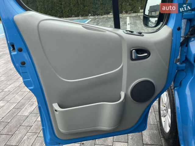 Синій Рено Трафік, об'ємом двигуна 2 л та пробігом 118 тис. км за 15200 $, фото 41 на Automoto.ua