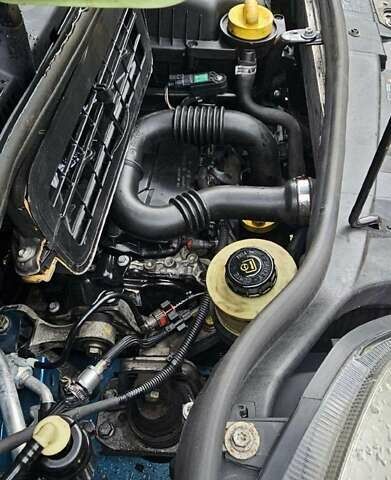 Синій Рено Трафік, об'ємом двигуна 2 л та пробігом 180 тис. км за 11000 $, фото 9 на Automoto.ua