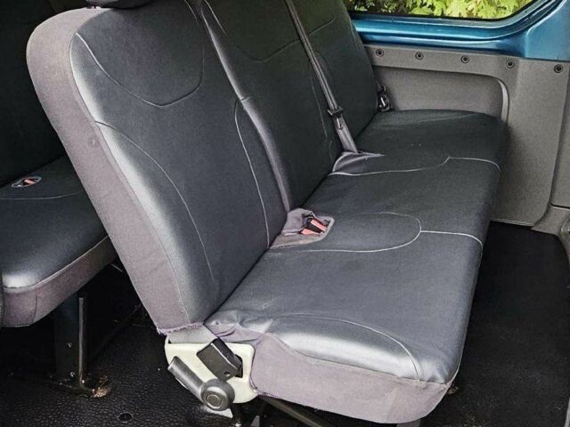 Рено Трафик 2011 в Каменце-Подольском на Automoto.ua Синий Рено Трафик, объемом двигателя 2 л и пробегом 176 тыс. км за 7500 $, фото 7 на Automoto.ua