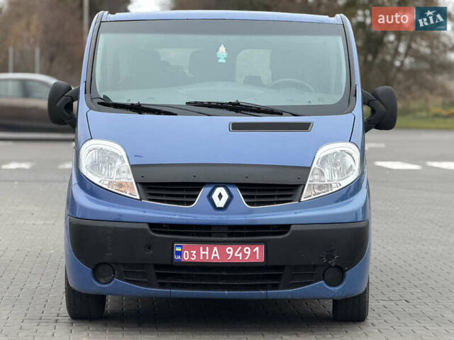 Синий Рено Трафик, объемом двигателя 2 л и пробегом 280 тыс. км за 10450 $, фото 1 на Automoto.ua
