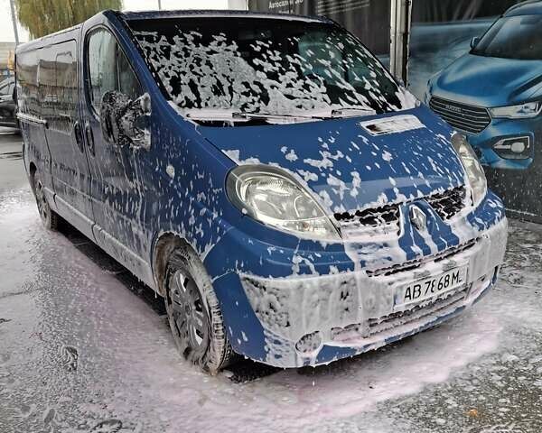 Синий Рено Трафик, объемом двигателя 2 л и пробегом 254 тыс. км за 13900 $, фото 5 на Automoto.ua