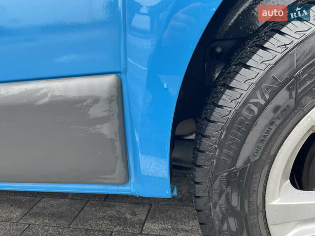 Синій Рено Трафік, об'ємом двигуна 2 л та пробігом 118 тис. км за 15200 $, фото 12 на Automoto.ua