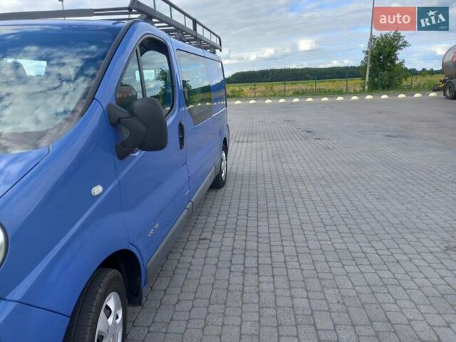 Синий Рено Трафик, объемом двигателя 2 л и пробегом 285 тыс. км за 13100 $, фото 9 на Automoto.ua