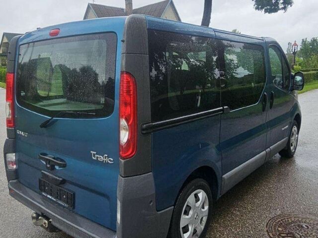 Рено Трафик 2011 в Каменце-Подольском на Automoto.ua Синий Рено Трафик, объемом двигателя 2 л и пробегом 176 тыс. км за 7500 $, фото 3 на Automoto.ua