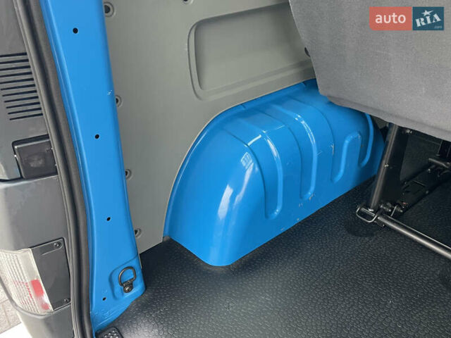 Синій Рено Трафік, об'ємом двигуна 2 л та пробігом 118 тис. км за 15200 $, фото 33 на Automoto.ua