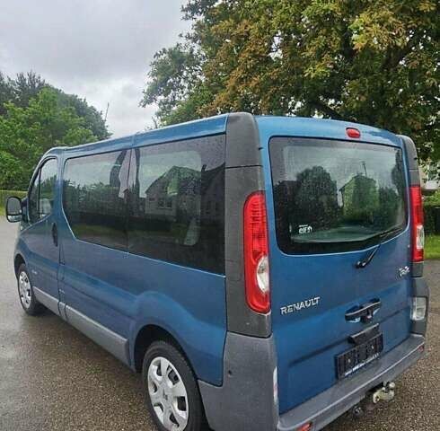 Синій Рено Трафік, об'ємом двигуна 2 л та пробігом 180 тис. км за 11000 $, фото 1 на Automoto.ua