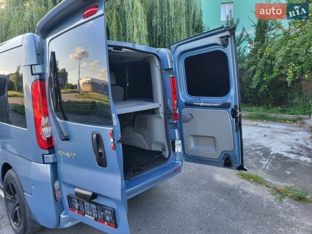 Синій Рено Трафік, об'ємом двигуна 2.5 л та пробігом 243 тис. км за 13600 $, фото 32 на Automoto.ua