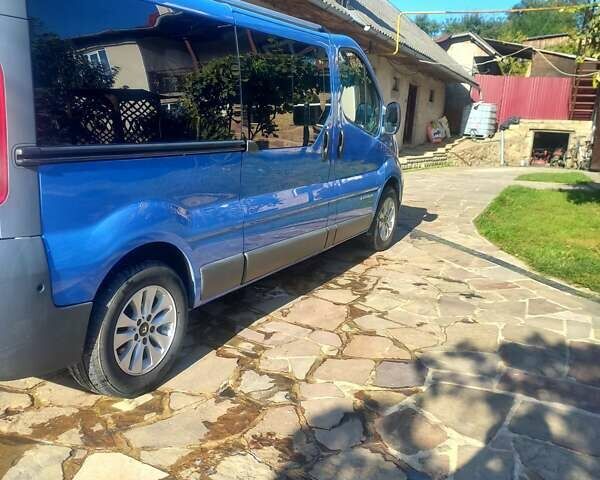 Рено Трафик 2011 в Теребовле на Automoto.ua Синий Рено Трафик, объемом двигателя 2 л и пробегом 277 тыс. км за 13450 $, фото 8 на Automoto.ua